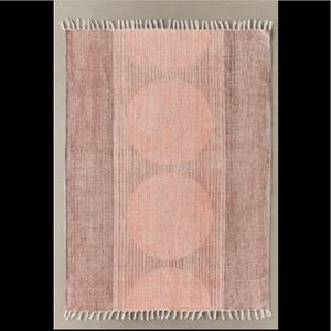 Urban outfitters 5x7 rug